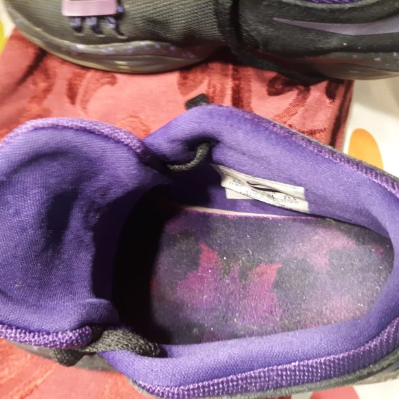 ( Listing# 114) Nike PG Score in Bunches size 2.5 - Picture 8 of 9